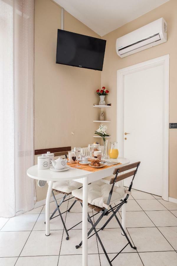 Your Holiday In Bologna Bagian luar foto