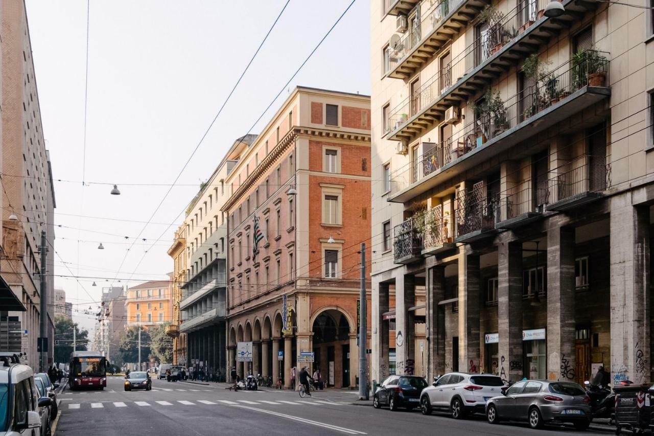 Your Holiday In Bologna Bagian luar foto